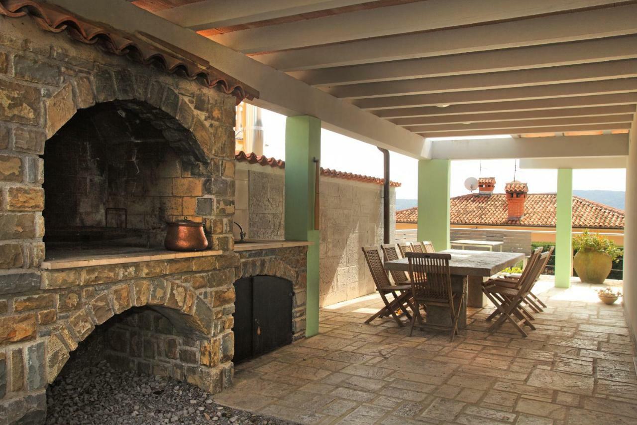 Spacious Villa In Parecag With A Swimming Pool Sečovlje Zewnętrze zdjęcie