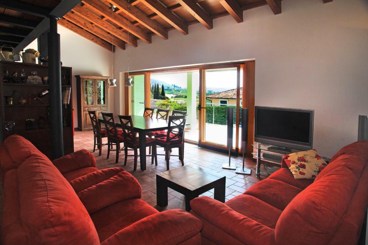 Spacious Villa In Parecag With A Swimming Pool Sečovlje Zewnętrze zdjęcie