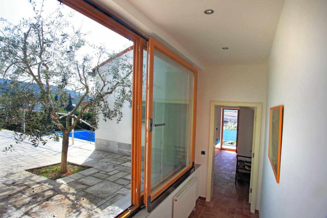Spacious Villa In Parecag With A Swimming Pool Sečovlje Zewnętrze zdjęcie